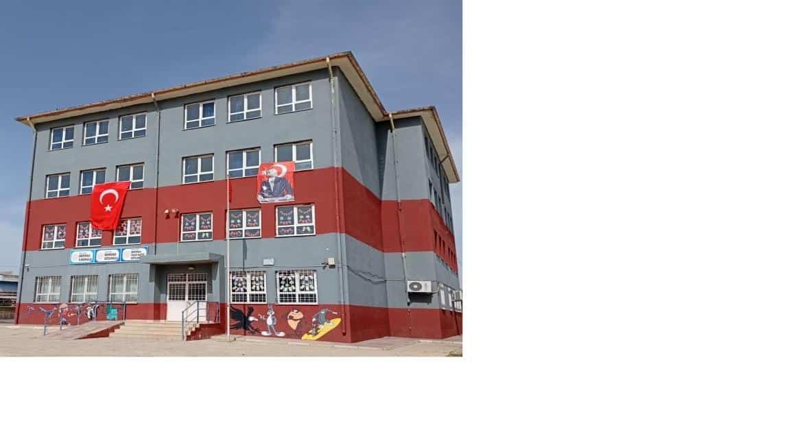 Derinsu Ortaokulu Fotoğrafı